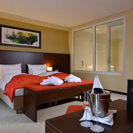 Aribo Hotel 4*